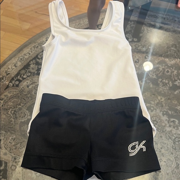 Dance bundle (8 pieces). GUC. Size XS-S (child) - Picture 9 of 9
